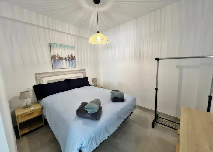New & Luxurious Beach Apartment